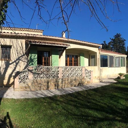 La Maison Des Sources Salon-de-Provence Exterior foto