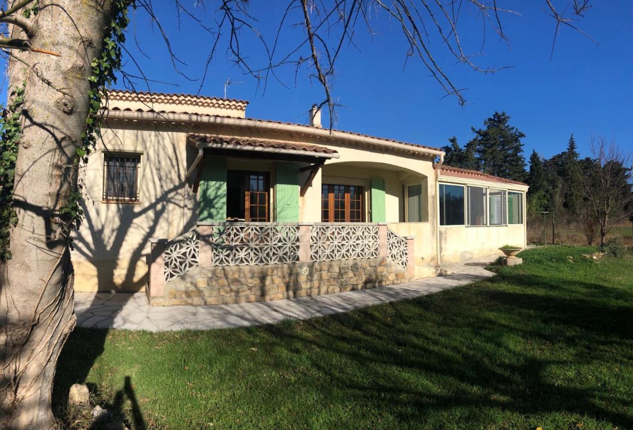 La Maison Des Sources Salon-de-Provence Exterior foto